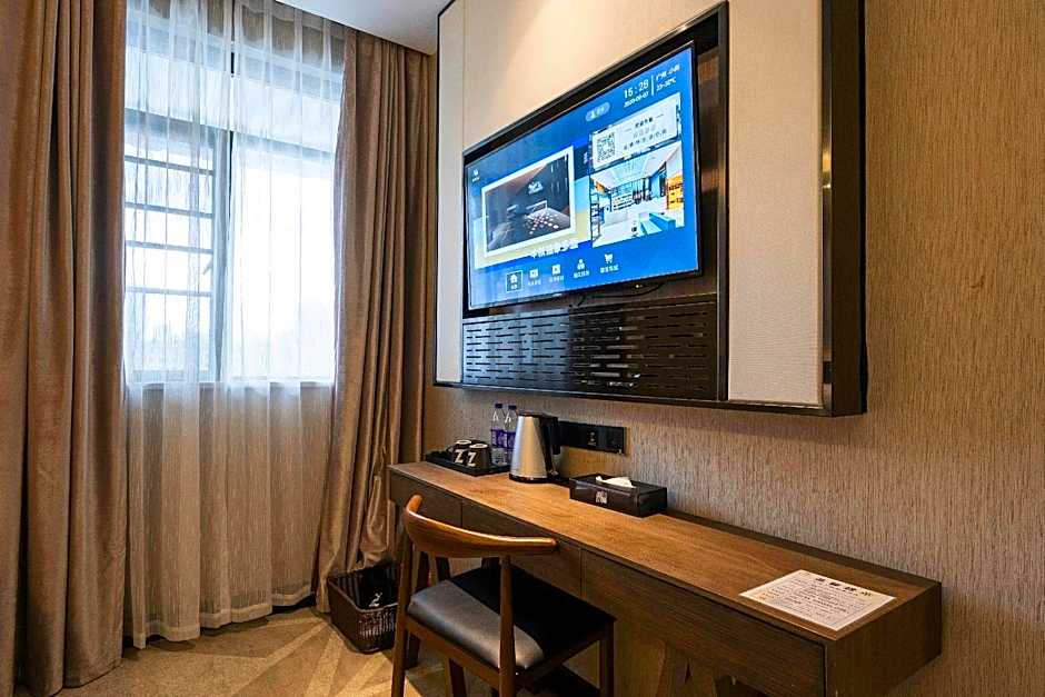 ZMAX Hotel Guangzhou Tianhe Sports Center East Metro Station