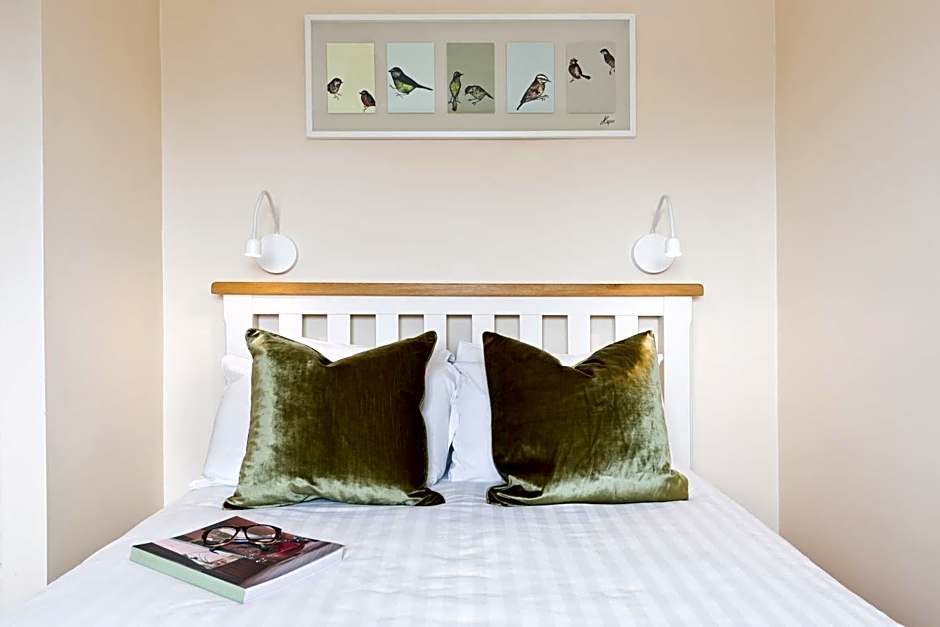 Pearse Street Suites