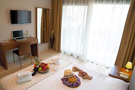 Double Room with Terrace