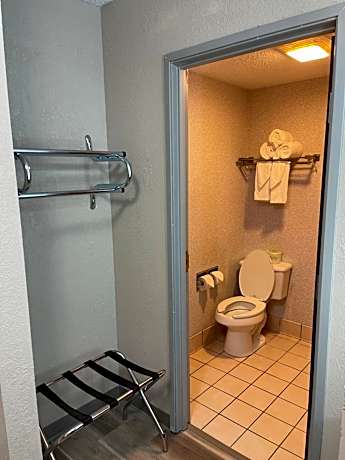 Double Room with Two Double Beds - Smoking
