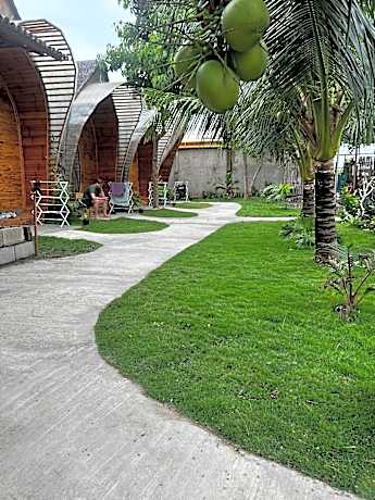 The Backyard Inn