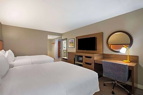 Queen Room with Two Queen Beds - Non-Smoking