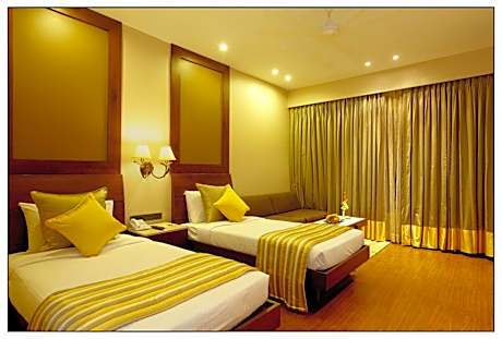 Superior Double Room with Pool View