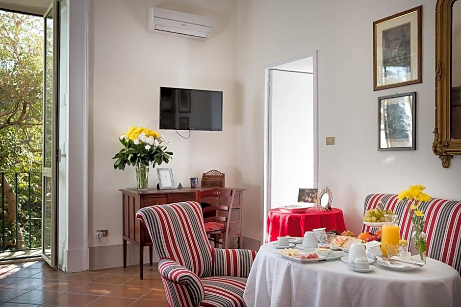 Palazzo Bernardini Suites