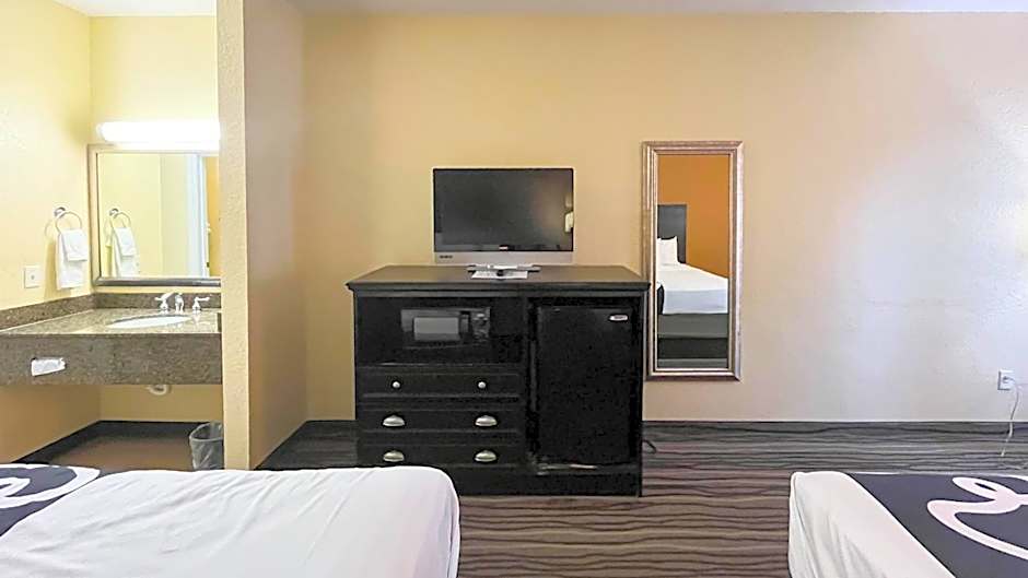 Studio 6 Slidell LA North Shore