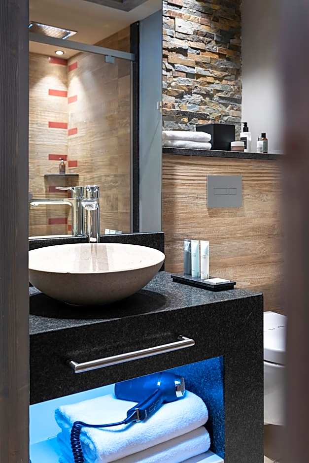 MGM Hôtels & Résidences - Hôtel Les Suites d'Alexane