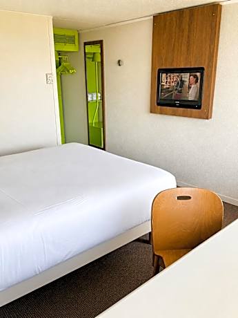 Campanile Orleans Nord Saran Hotel