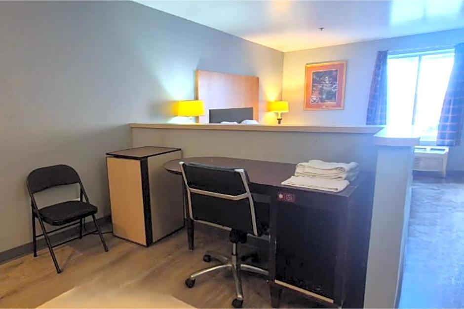 Kings Inn By OYO Calumet Park I-57