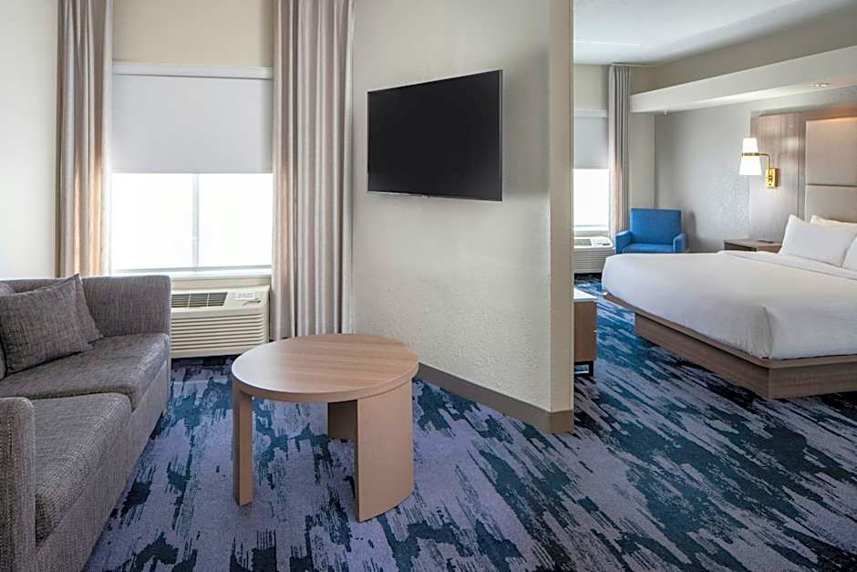 Fairfield Inn & Suites by Marriott Lafayette South