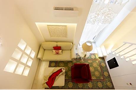 Junior Suite with Balcony - Split Level