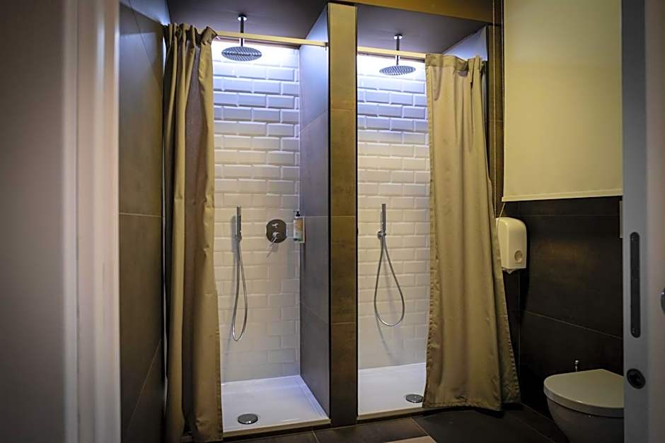 Hostelò - Luxury Hostel