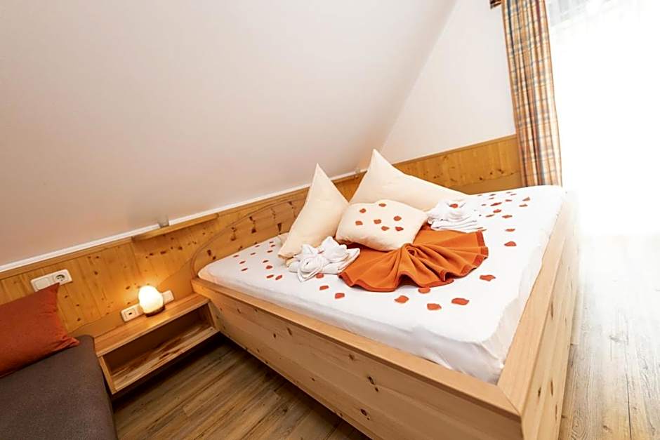 Thermenhof PuchasPLUS Loipersdorf