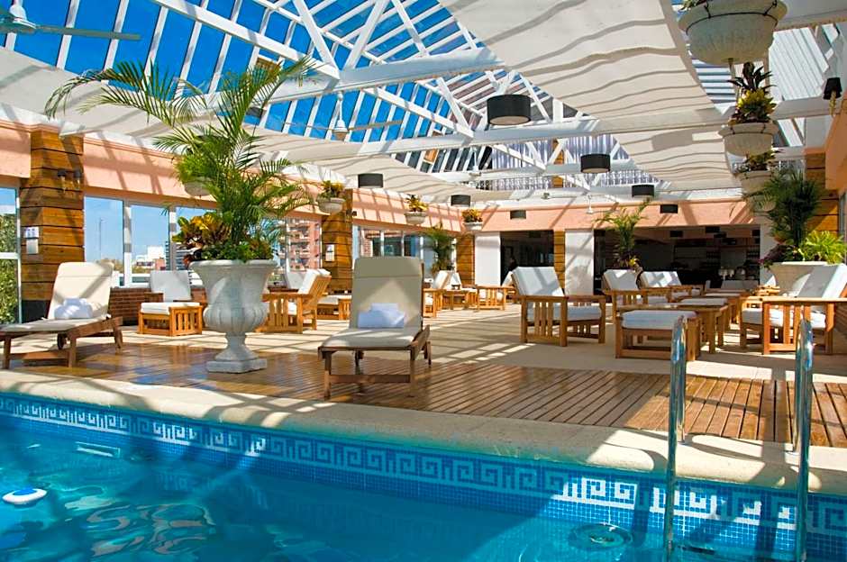 Ramada by Wyndham Buenos Aires