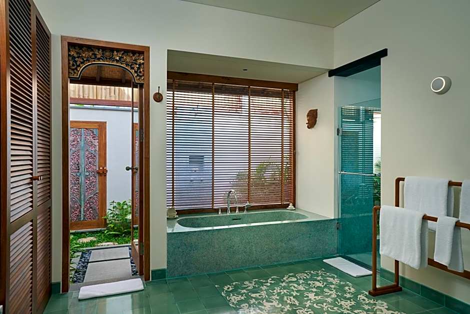 Tandjung Sari Hotel