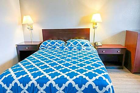 Full Bed Non-Smoking