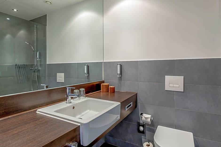 Garner Berlin - Spandau By IHG