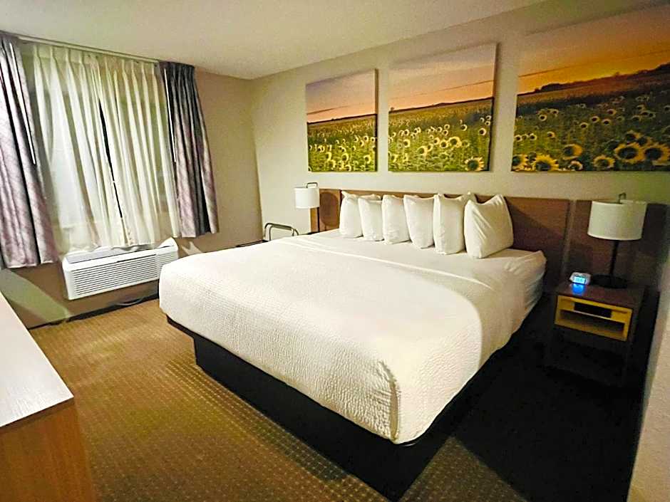 Days Inn by Wyndham Wall