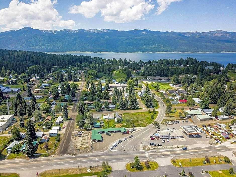 Cascade Lake Inn