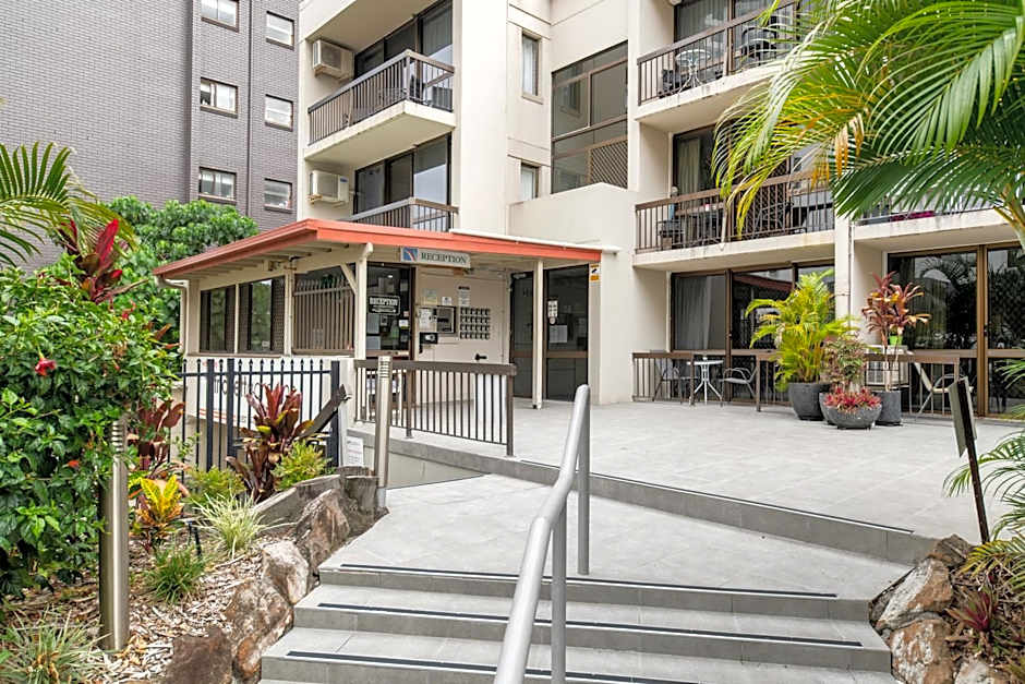 Trickett Gardens Holiday Inn