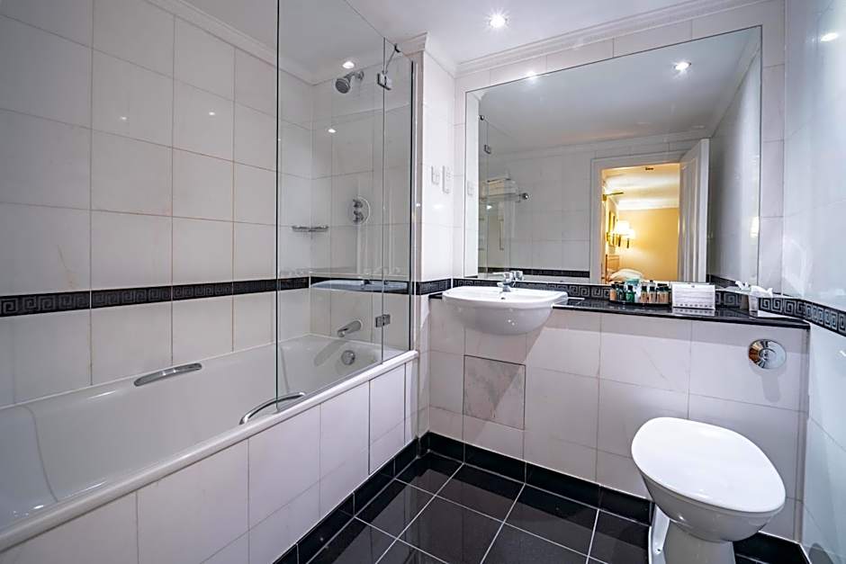 Grange Buckingham Hotel