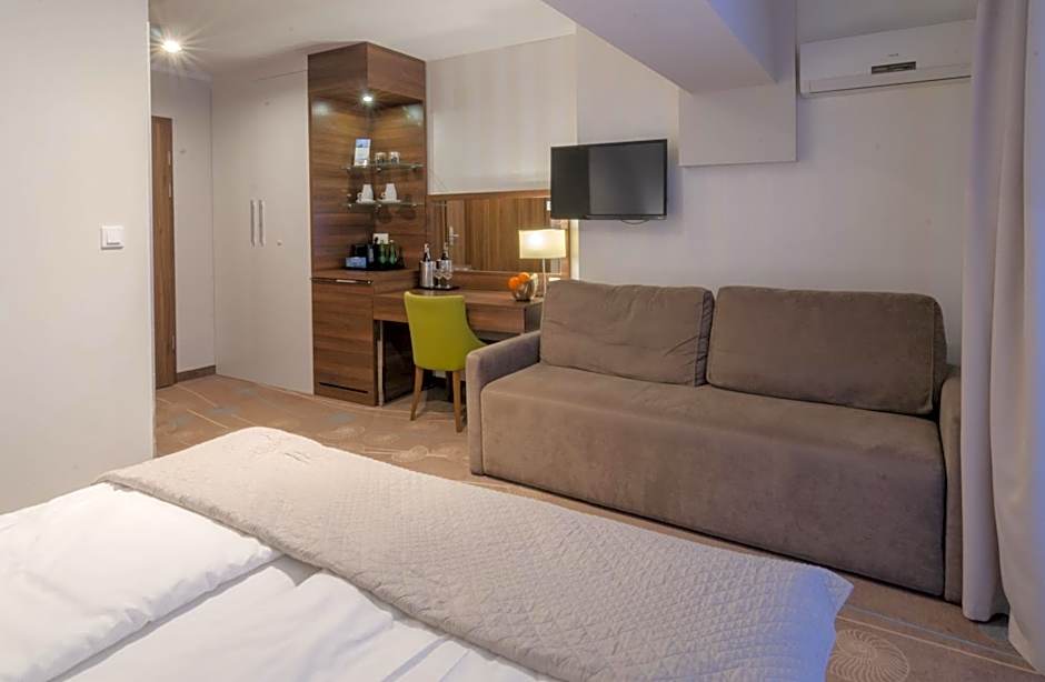 HolidayHomePL Aparthotel z balkonem przy plaży
