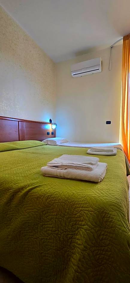 Hotel Ristorante La Decanata