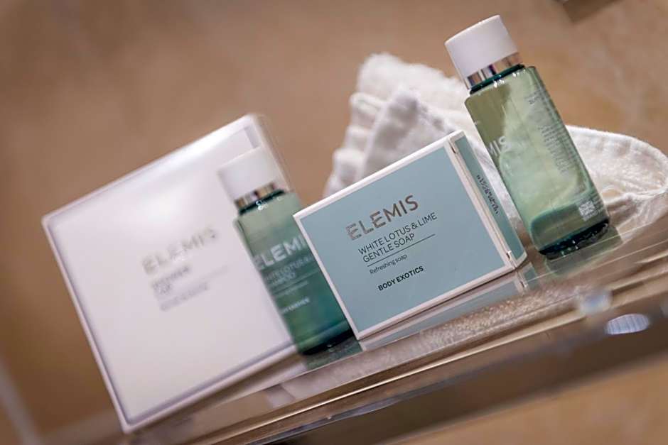 Macdonald Compleat Angler