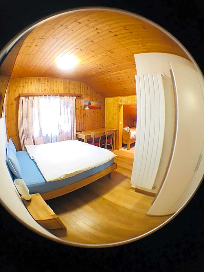 Qi-Lin Hotel Restaurant