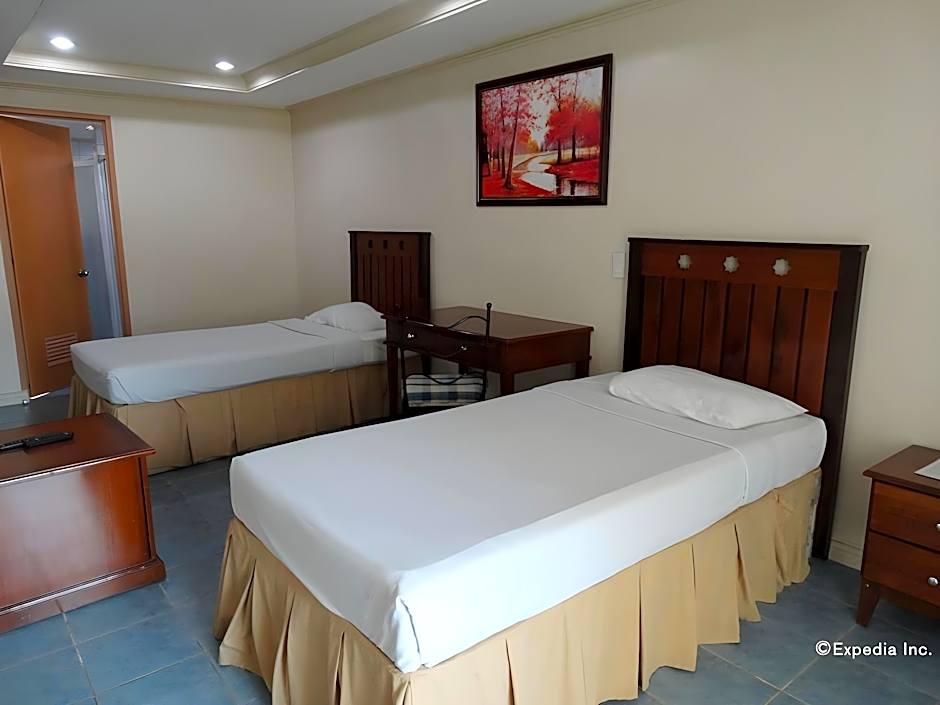 Crown Regency Residences Davao Hotel