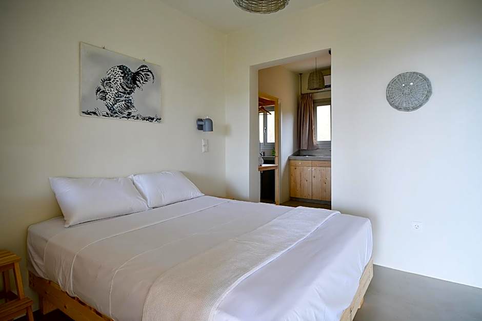 Rooster Guesthouse Rooms