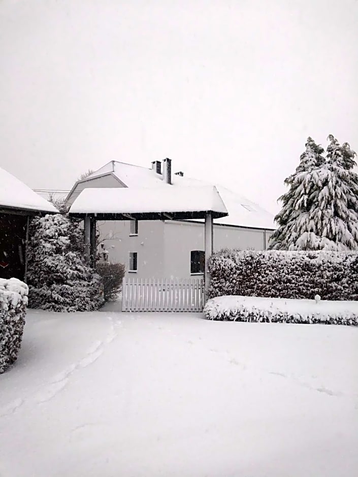 Petites-Tailles - chambre d'hôtes