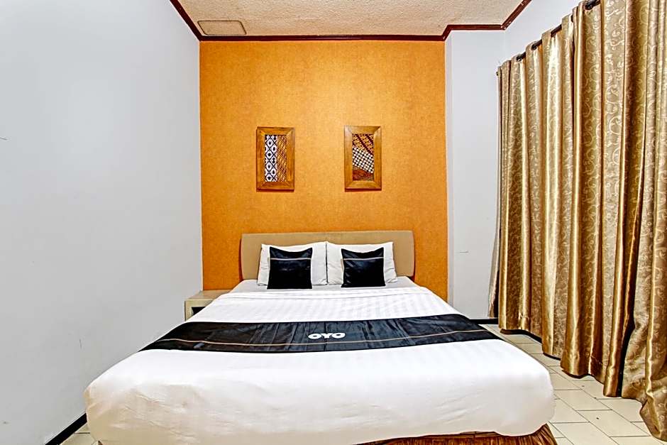 Super OYO Capital O 93240 Candra Dewi Hotel