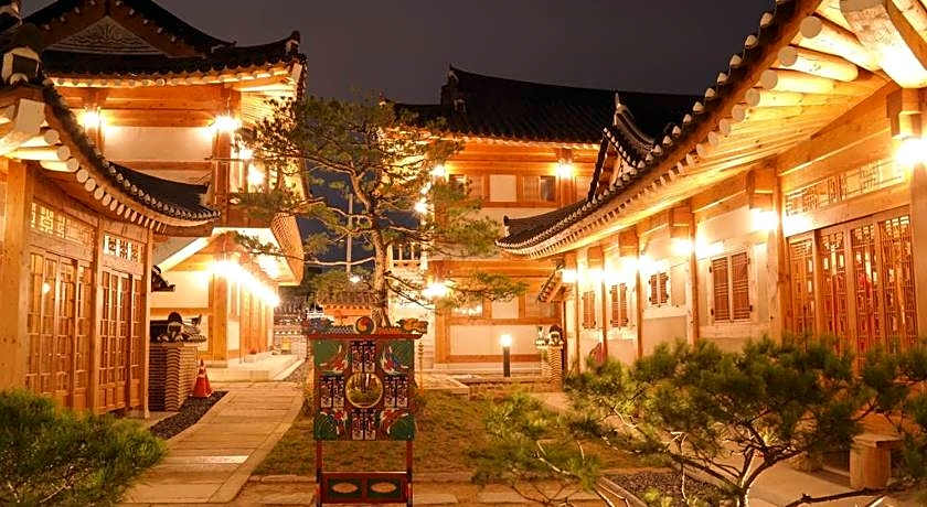 Hwangnamkwan Hanok Guesthouse