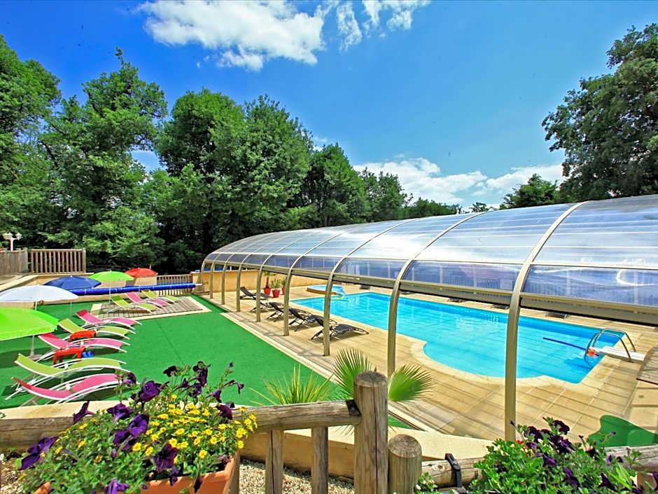 Les Chalets du Périgord