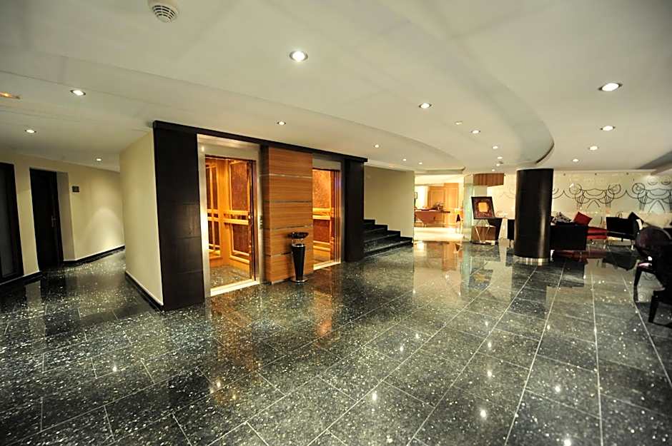 Rive Hotel