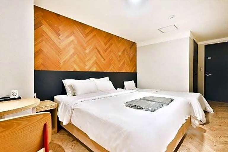 Anyang Premier Hotel XYM