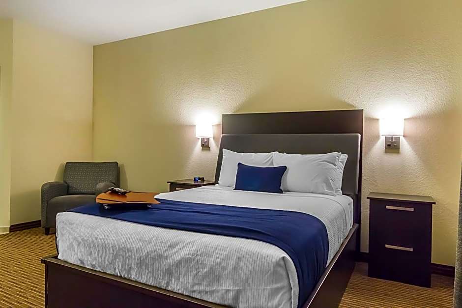 Quality Inn & Suites