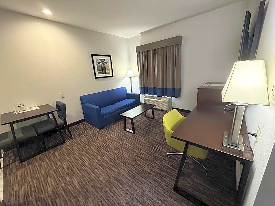 Atrium Hotel And Suites Dfw Airport