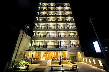 Aabas Pokhara by Barahi Hospitality