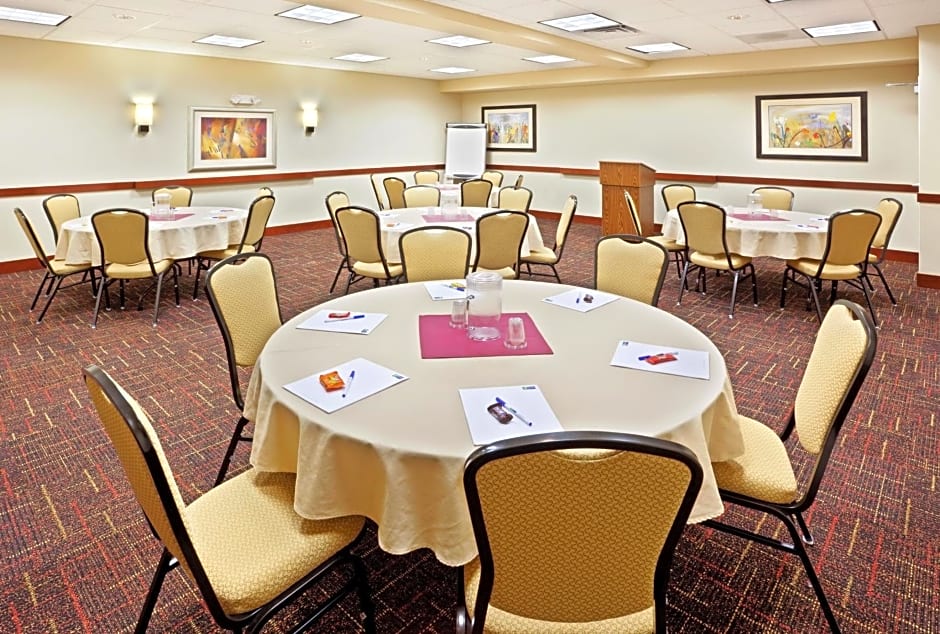 Holiday Inn Express Hotel & Suites Chehalis - Centralia By IHG