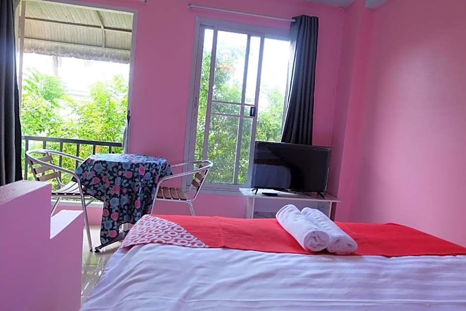 OYO 75429 '101 place navanakorm'