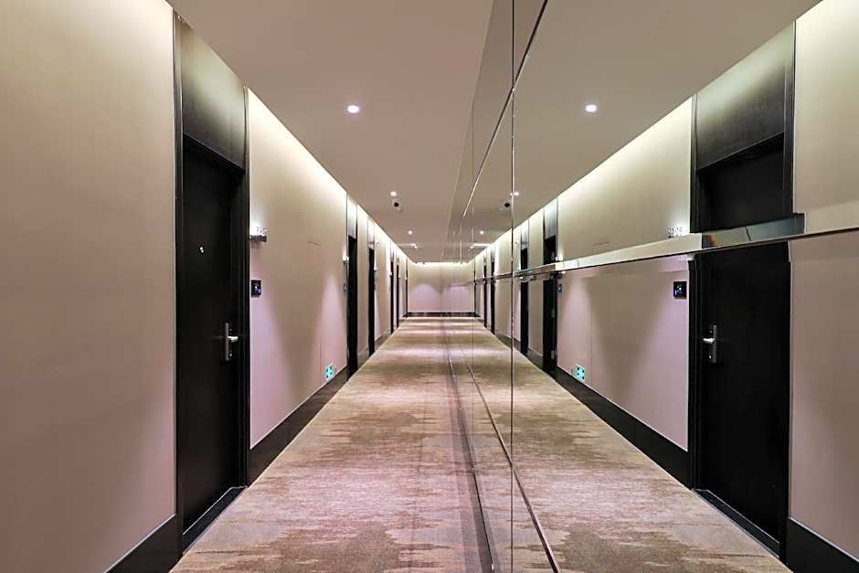 Orange Hotel Jinji Lake in Suzhou Center