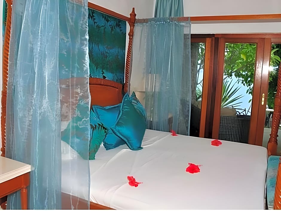 Sunset Beach Hotel