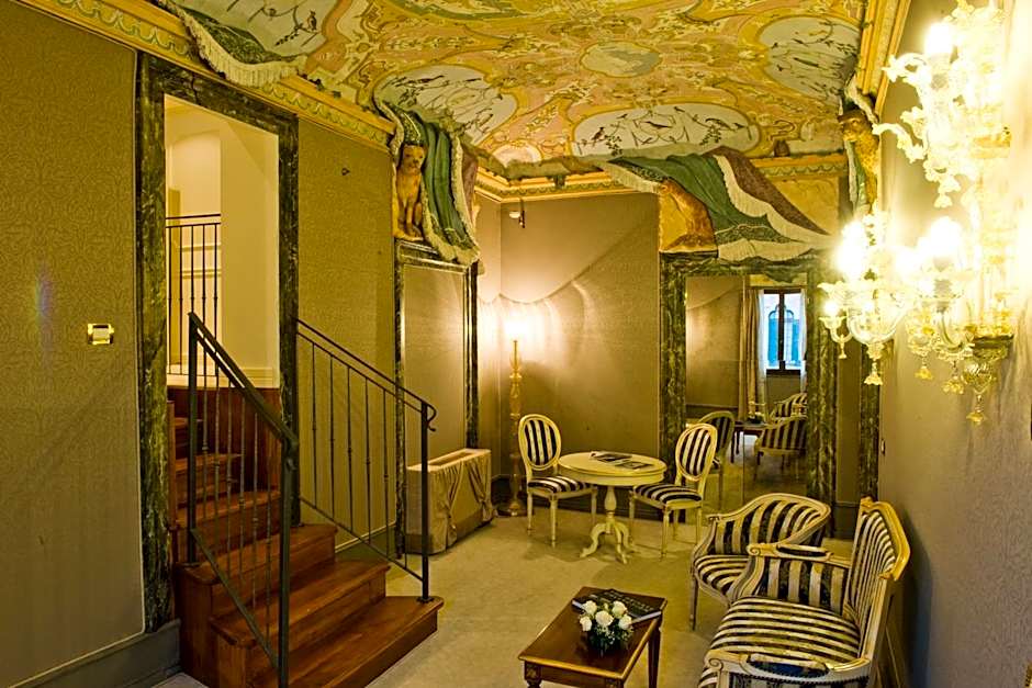 Ca' Sagredo Hotel