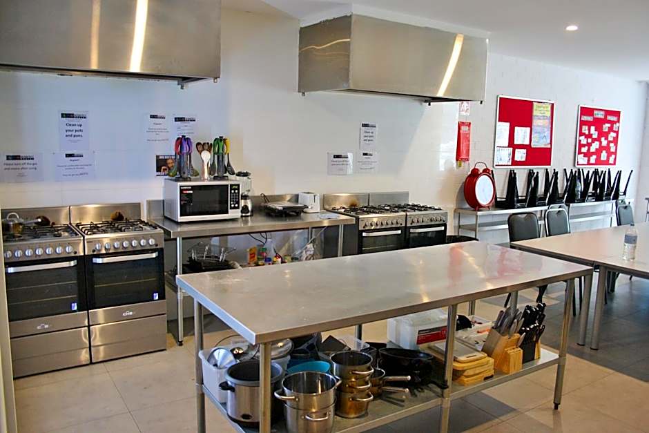 Quokka Backpackers Hostel Perth - note - Valid passport required to check in