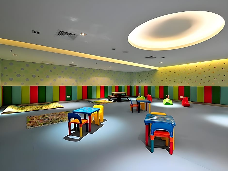 Ming Garden Hotel and Residences