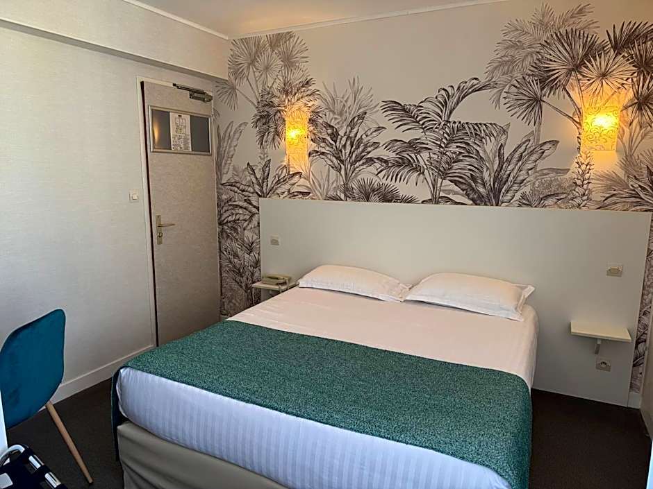 Hôtel Calme Des Pins & Spa