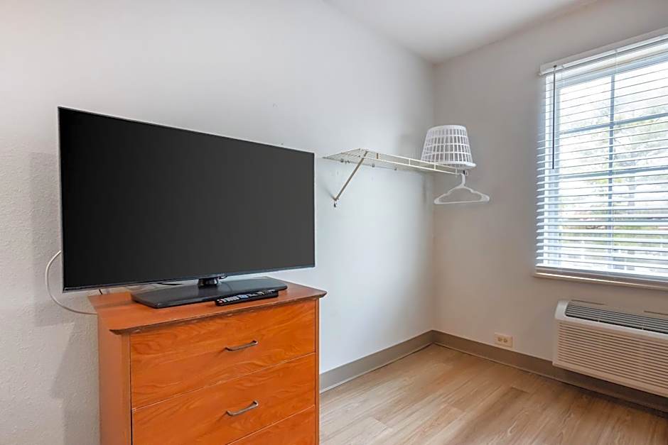 Suburban Studios Huntsville University Area