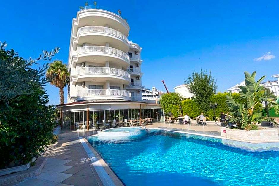 Romance Beach Hotel