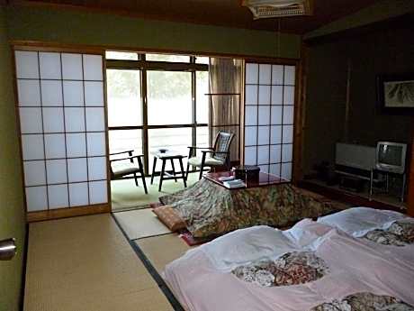 Japanese Deluxe Room Non-Smoking